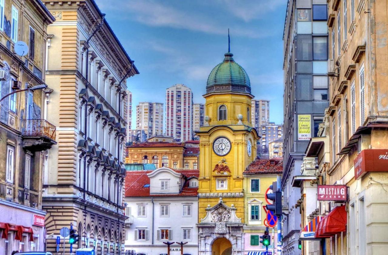 Odeon Apartment And Rooms Rijeka Exterior foto