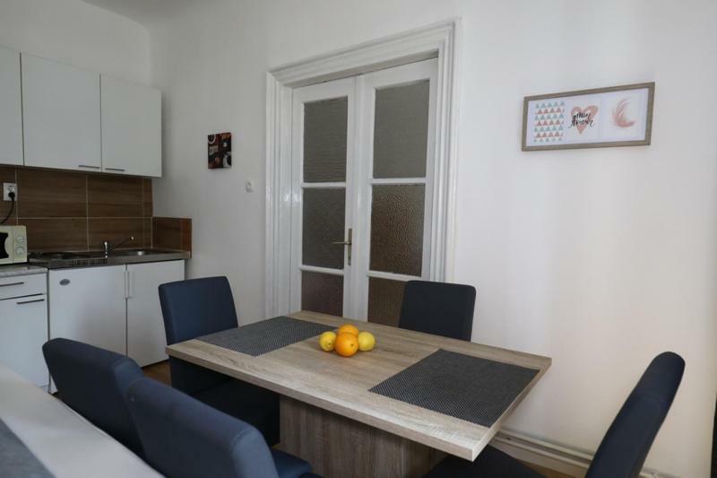 Odeon Apartment And Rooms Rijeka Exterior foto